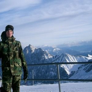 Meet your Posher, Chris